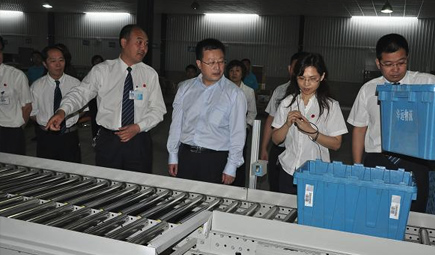 省药监局胡小平局长莅临UG环球官网物流检查指导工作