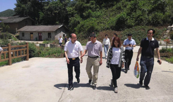 合心聚力谱新篇 精准扶贫见成效